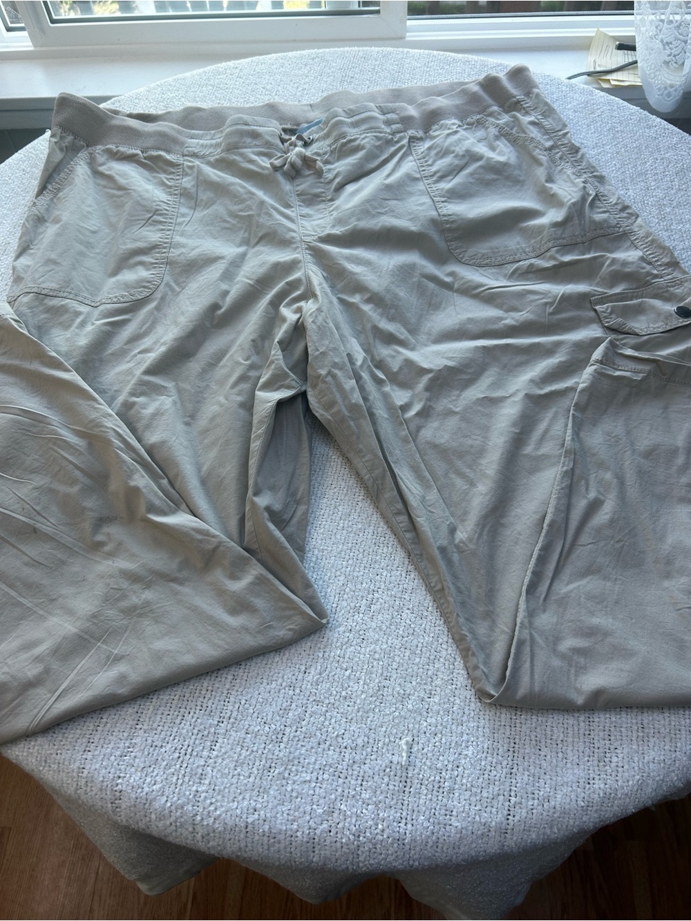 Lightweight Drawstring Cargo Pants - Taupe- size 3x. Embroidery down leg. used